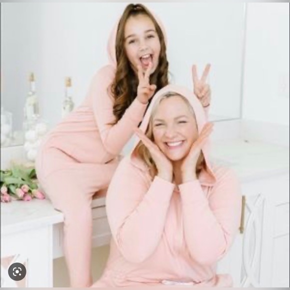 Jillian Harris - JH x SMASH + TESS - THE JILLY JOGGER ROMPER IN PRETTY PINK - XS - Picture 3 of 7